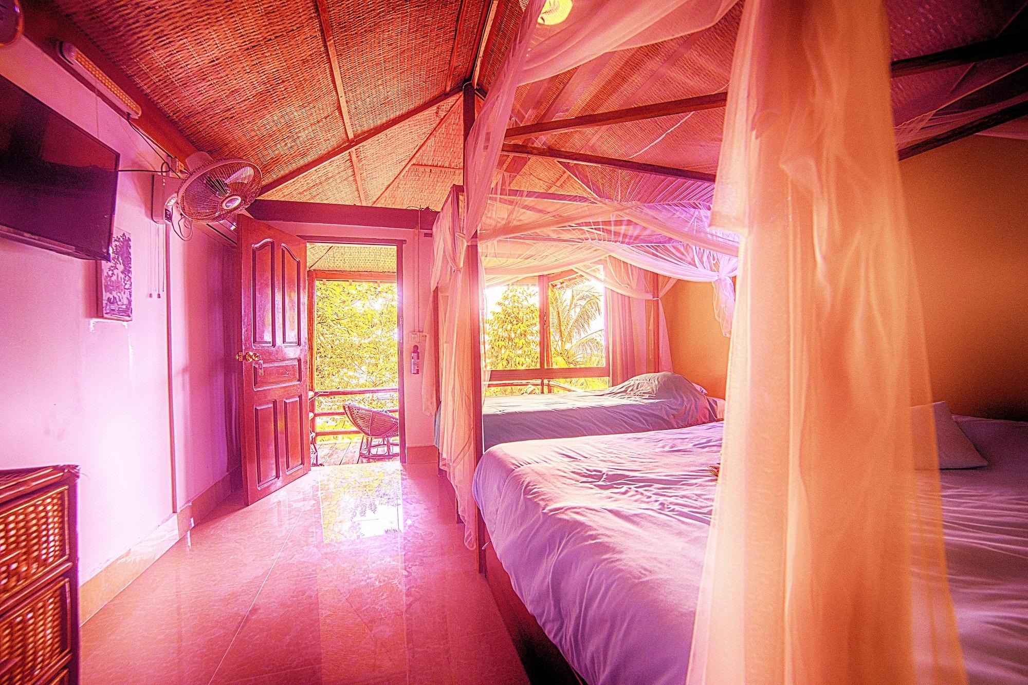Hotel Above Us Only Sky Sihanoukville Exterior foto