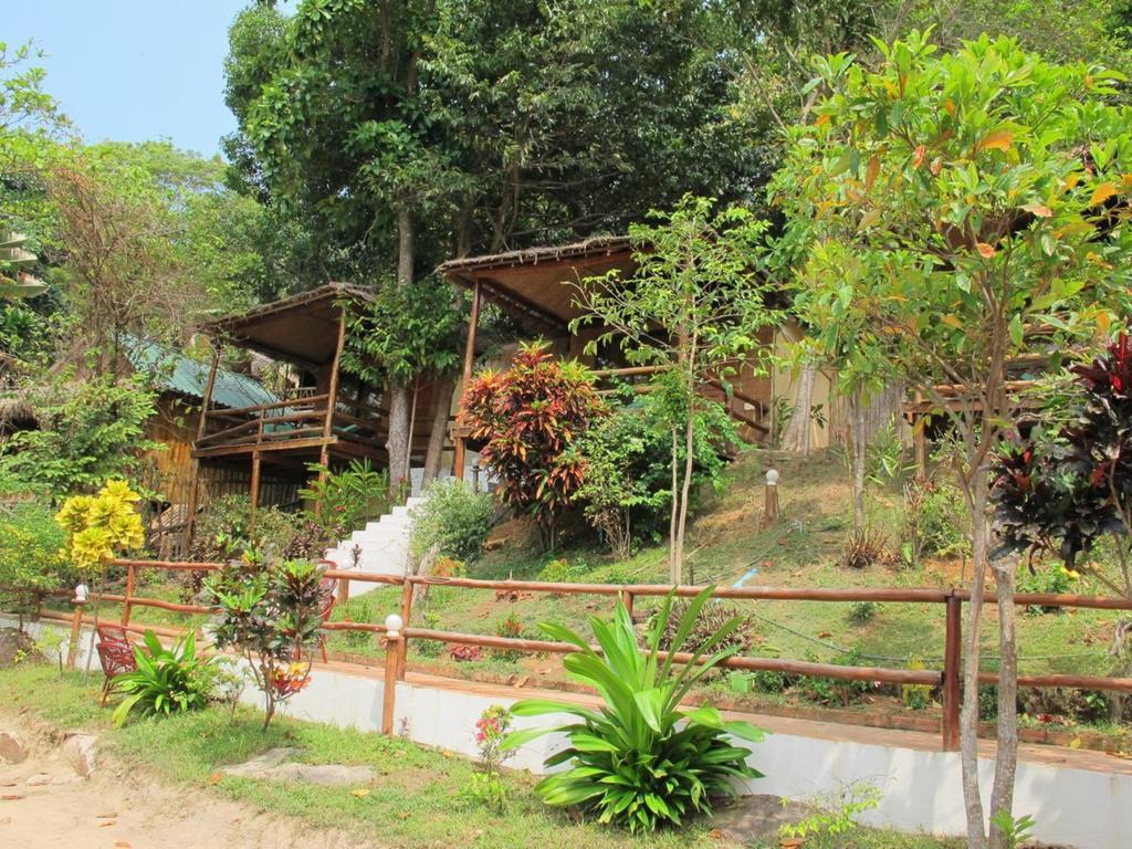 Hotel Above Us Only Sky Sihanoukville Exterior foto