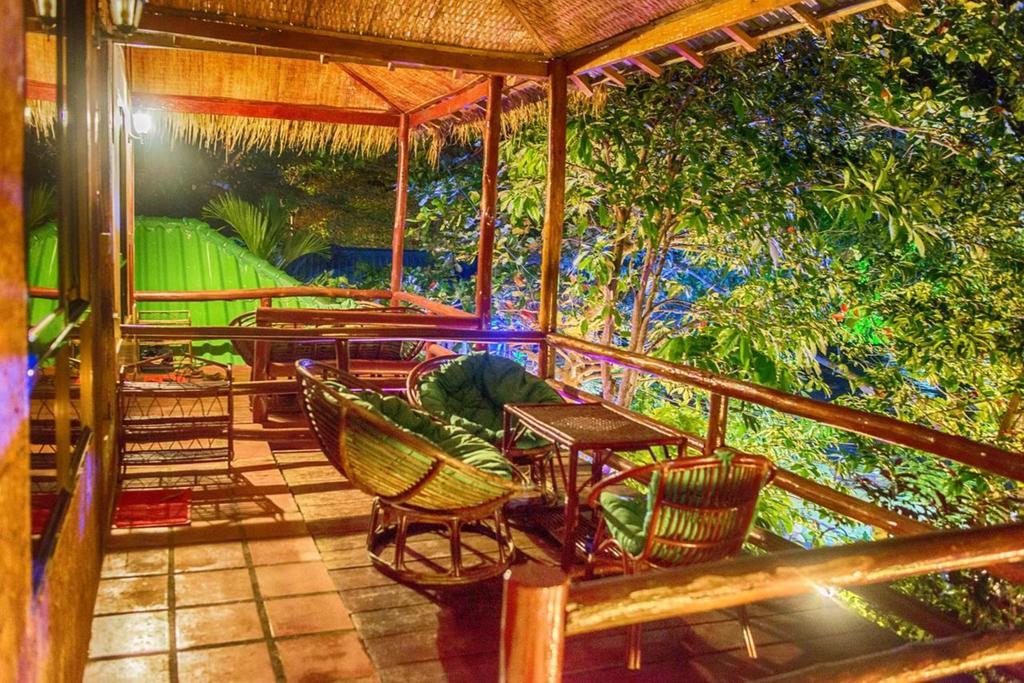 Hotel Above Us Only Sky Sihanoukville Exterior foto