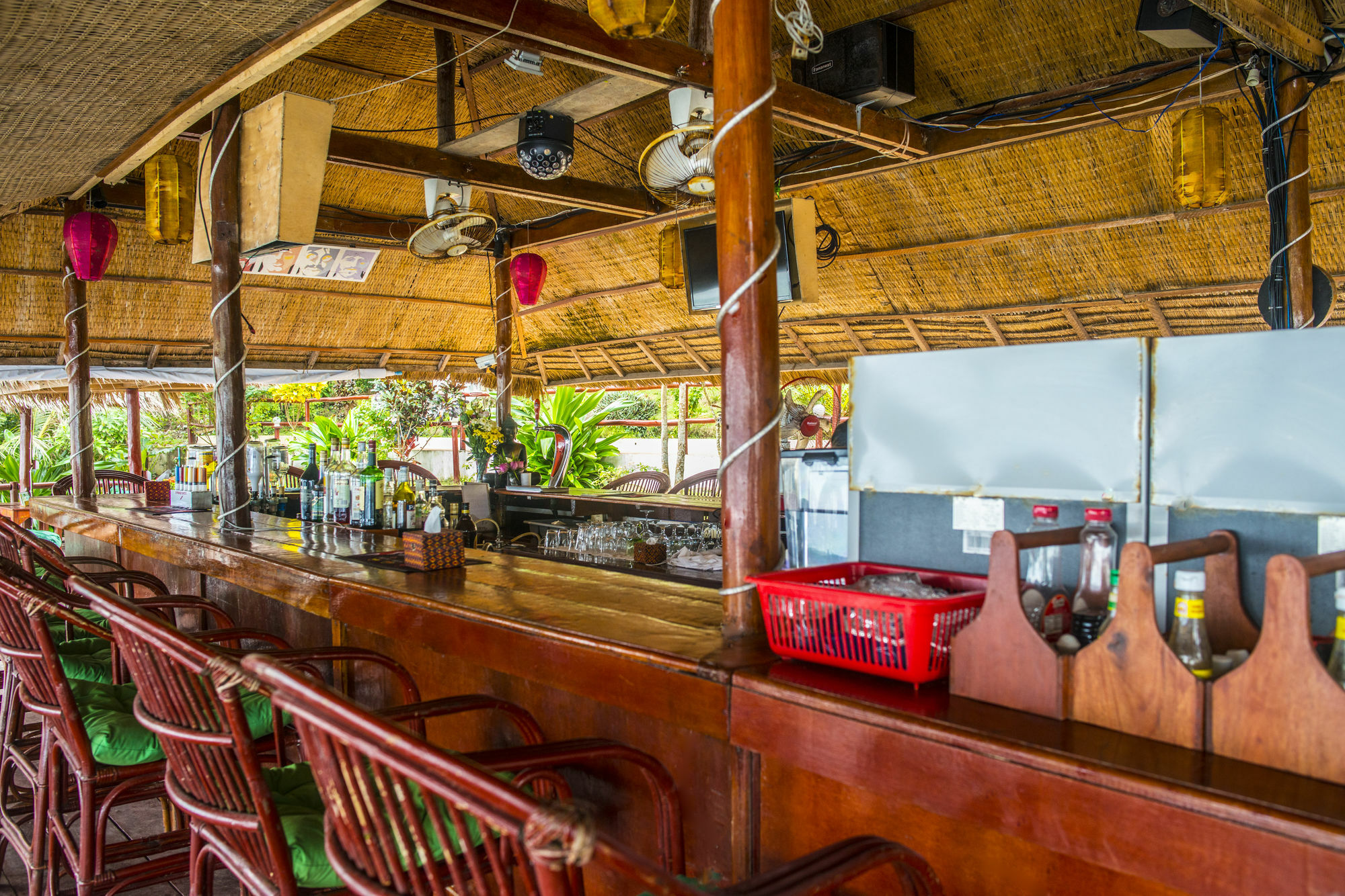 Hotel Above Us Only Sky Sihanoukville Exterior foto